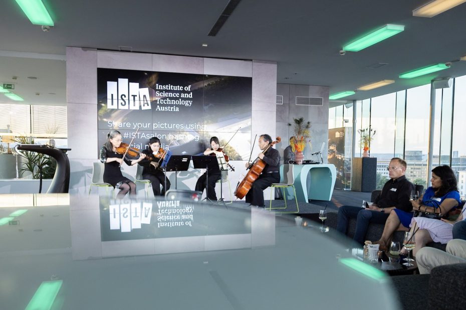Ein wissenschaftlicher Salon mit Ausblick cover